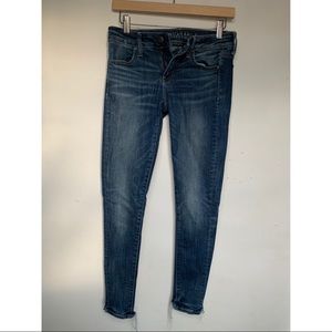 American Eagle Jeans super super stretchy